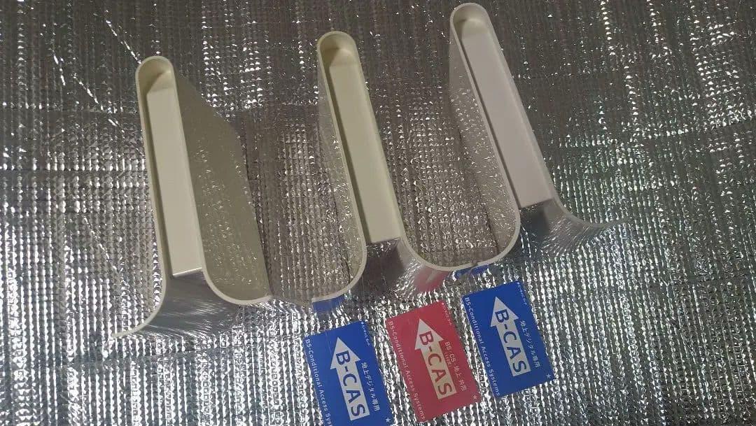 FRIIO フリーオ 白 (地上波用 TVチューナー)3個