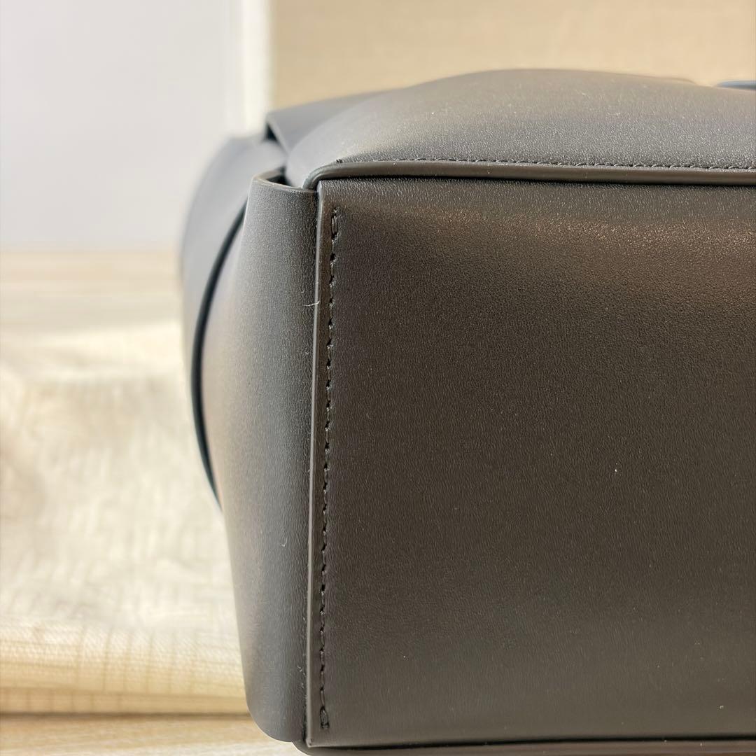 【ほぼ未使用】Bottega Veneta アルコトート ミディアムブラック