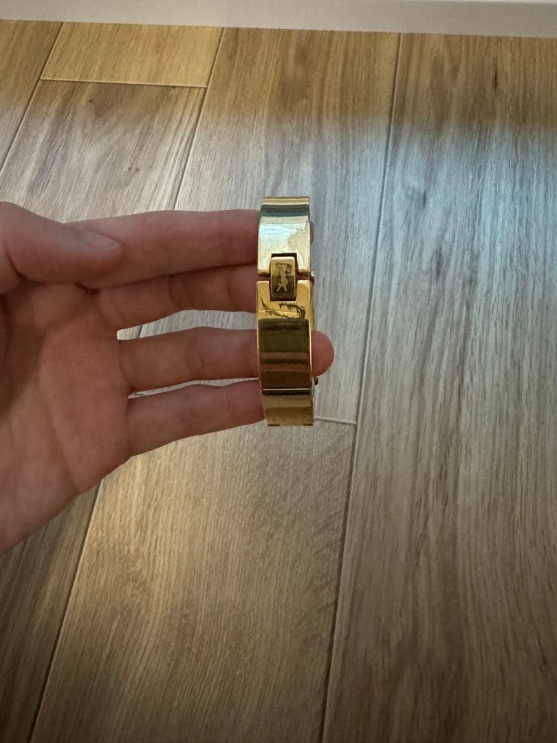 イヴサンローラン腕時計(美品)