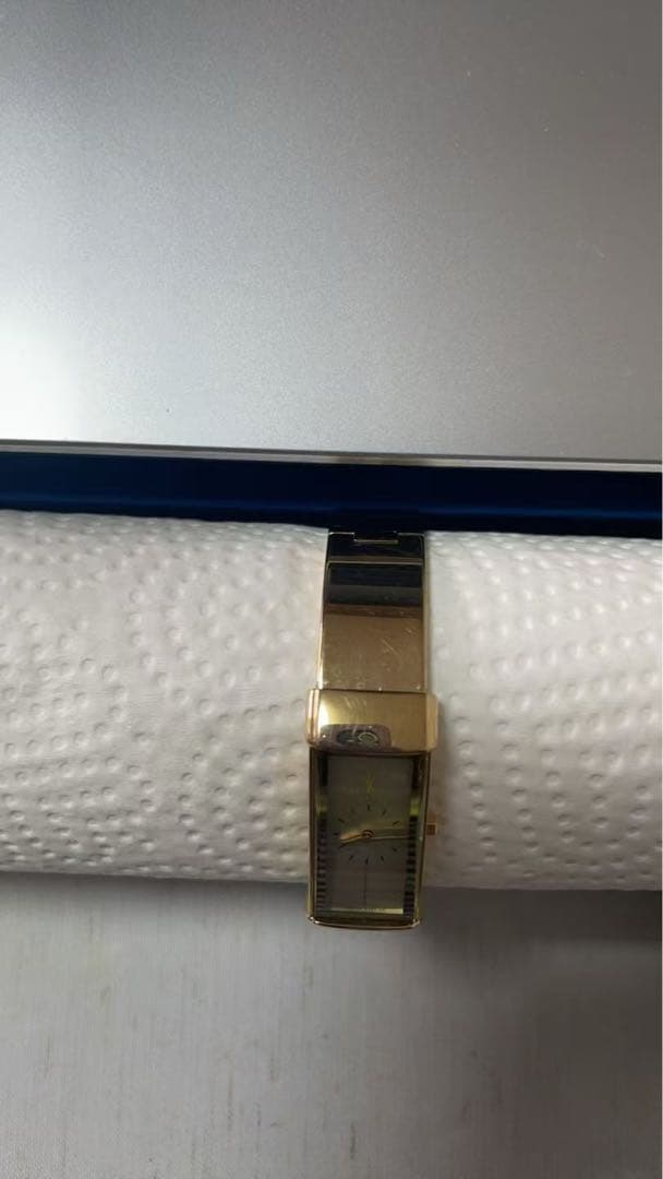 イヴサンローラン腕時計(美品)