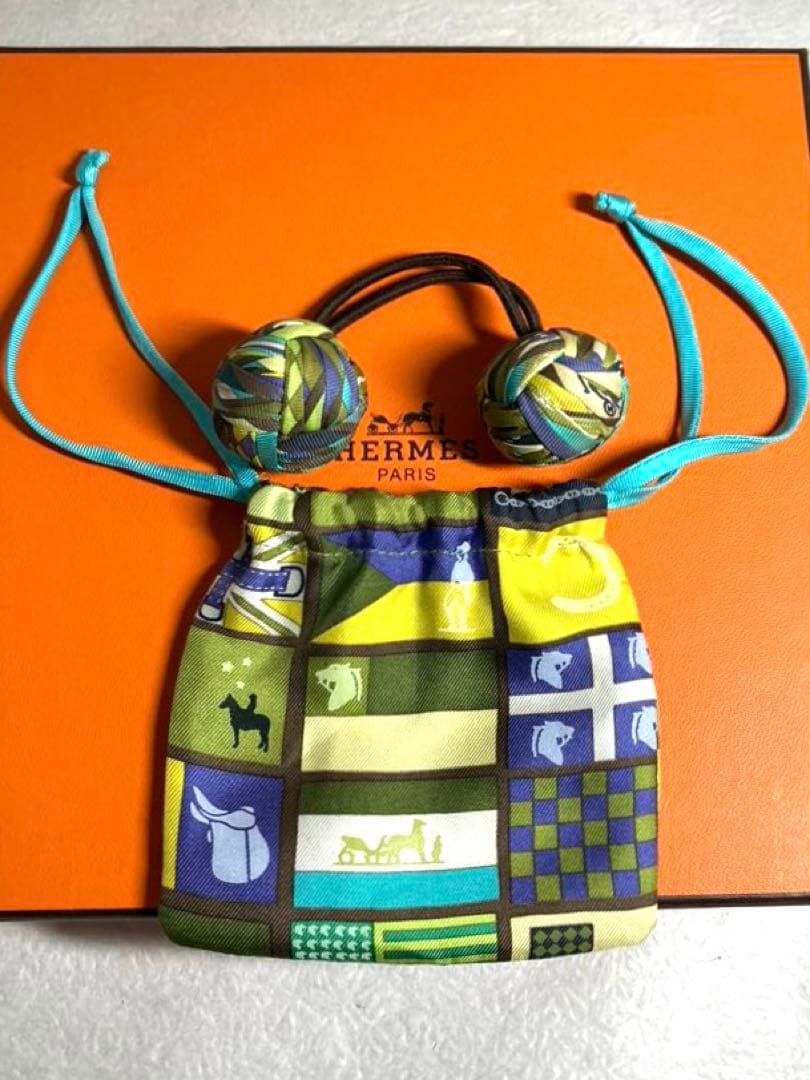HERMES エルメス ポンポンシュシュ ヘアアクセサリー 保存袋付き