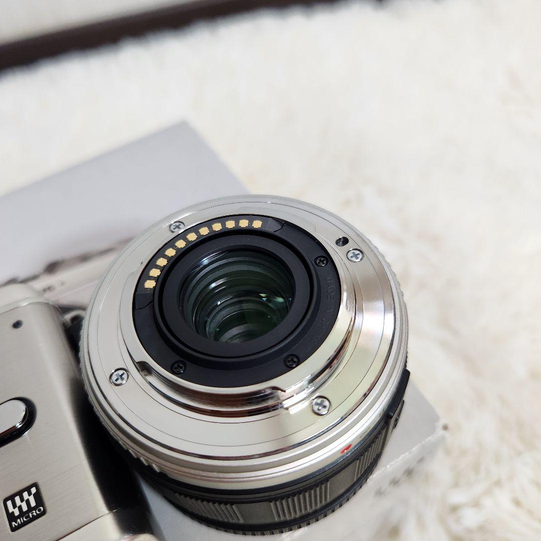 【写ルンです感覚のコンデジ】OLYMPUS PEN E-P1 24mm