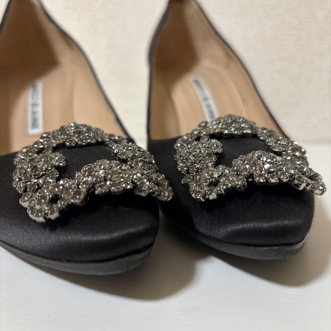 MANOLO BLAHNIK マノロブラニク　ハンギシ　パンプス　サテン