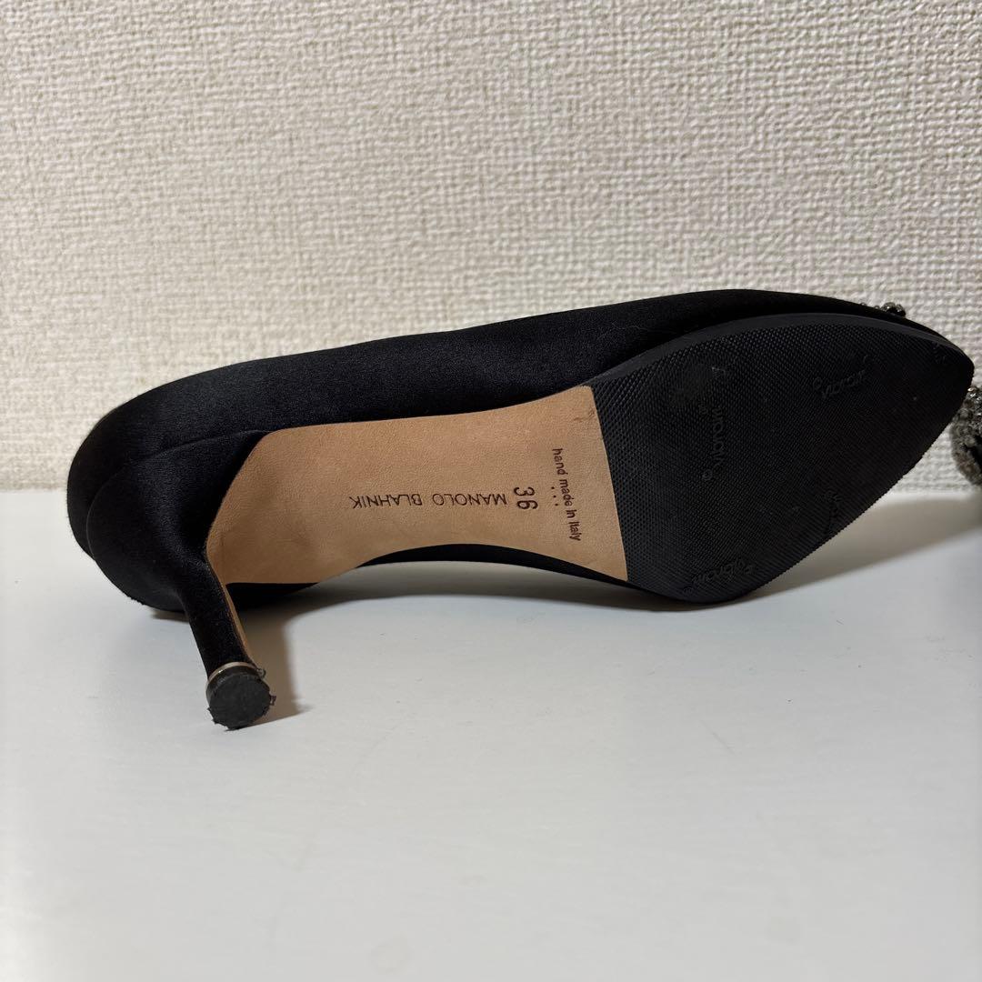 MANOLO BLAHNIK マノロブラニク　ハンギシ　パンプス　サテン