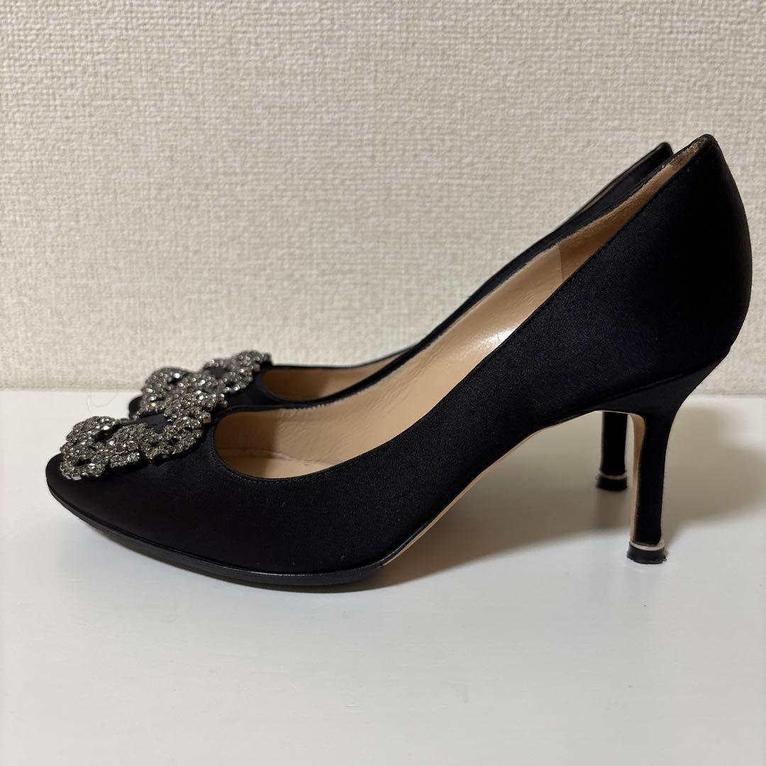 MANOLO BLAHNIK マノロブラニク　ハンギシ　パンプス　サテン