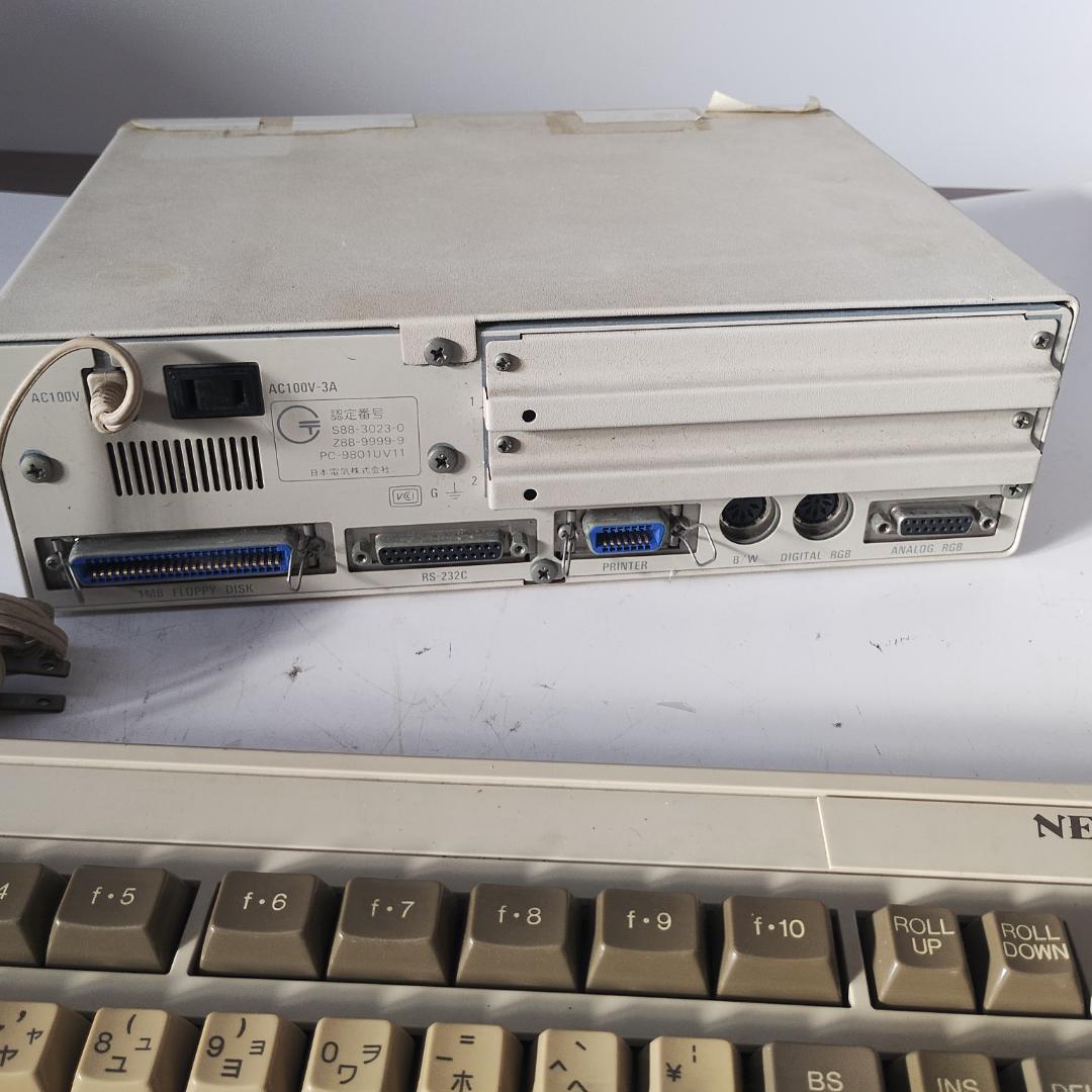 NEC PC-9801U キーボード マウス付き 動作未確認