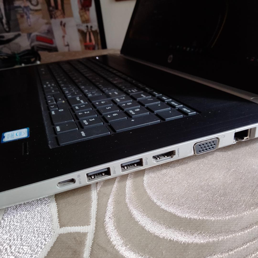 うっちゃ 17インチHP 470（G5） 8世代 i7 8550U FHD