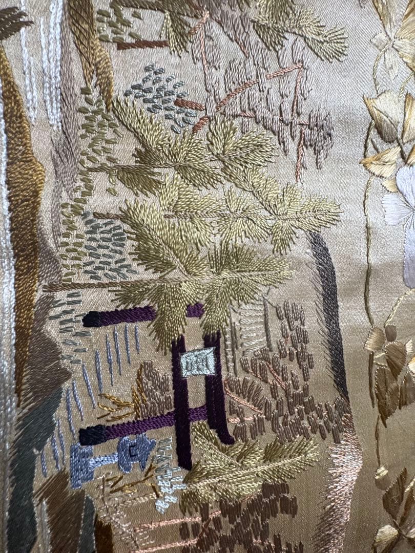 シルク生地？刺繍　181cm×45.5cm ベージュ