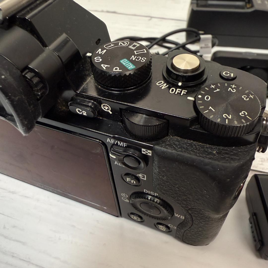 【格安出品】α7S　本体 ILCE-7S フルサイズ 付属品多数