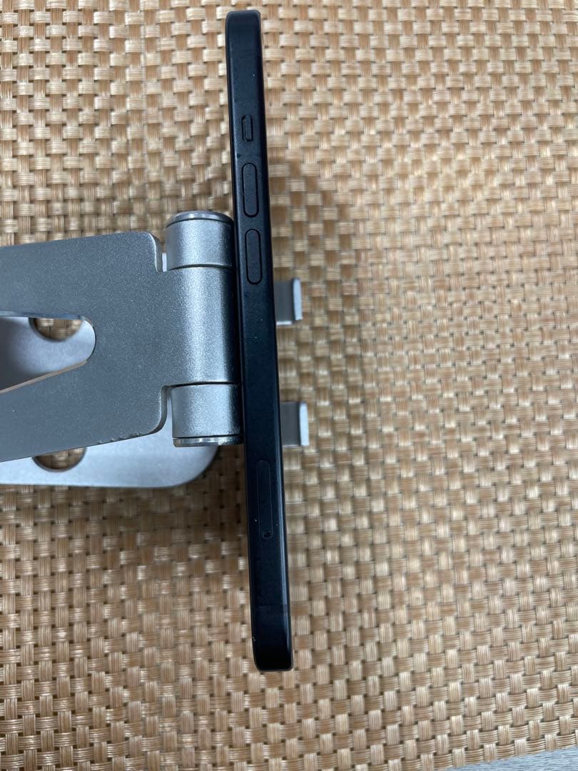 iPhone 15 128 GB ブラックSIMフリー【8106】