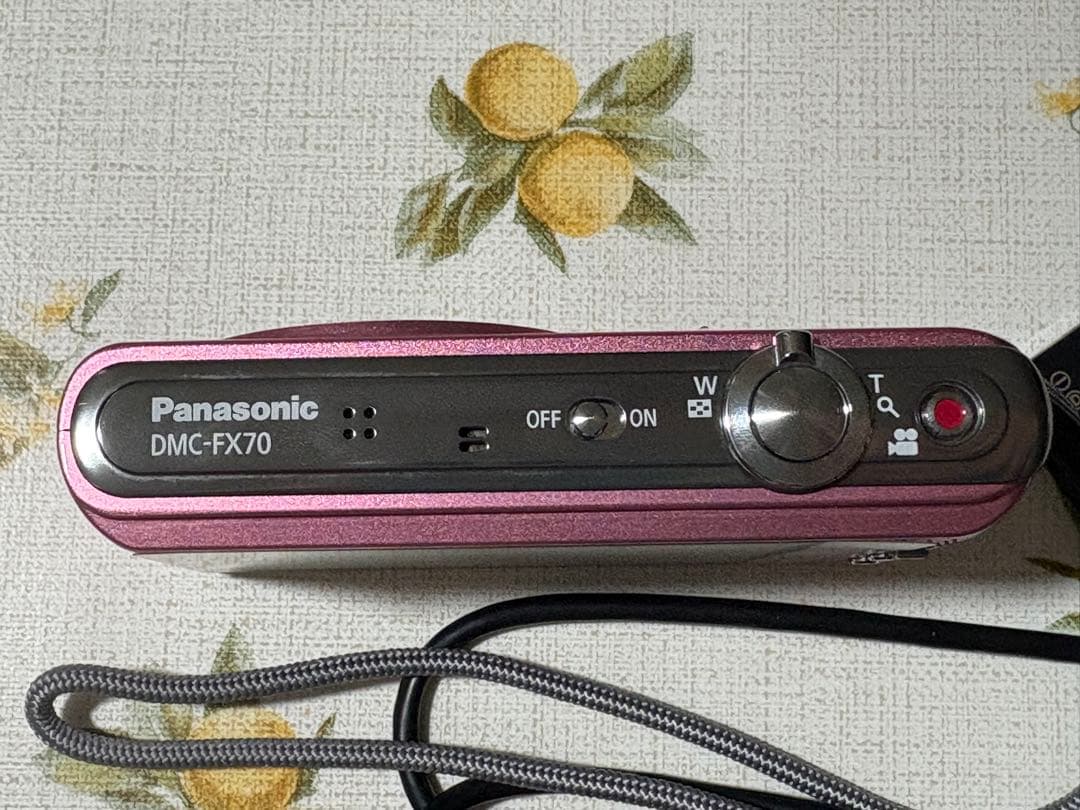 11/25まで　美品　Panasonic カメラ LUMIX DMC-FX70