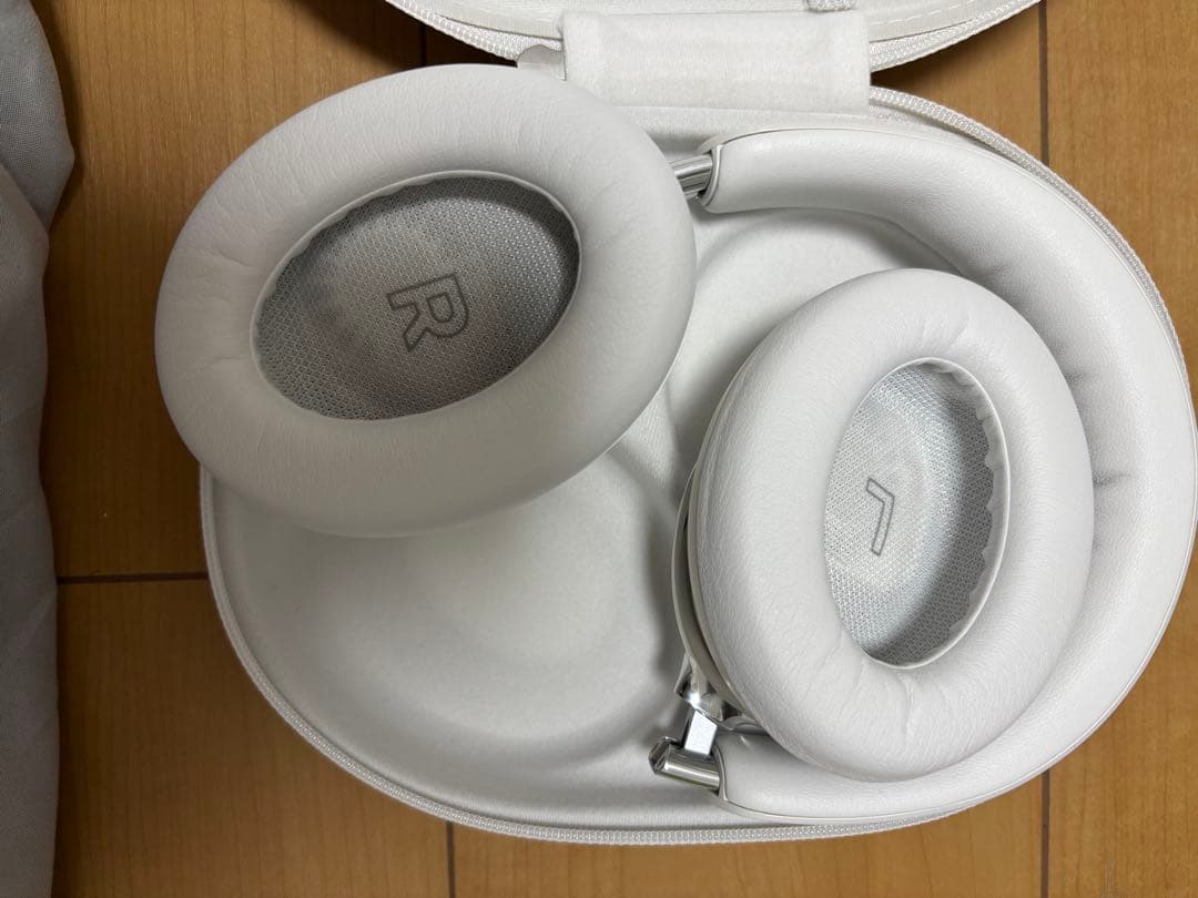 QUIETCOMFORT ULTRA HEADPHONES 白