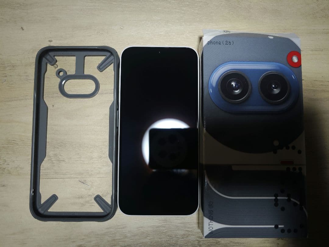 ​Nothing Phone (2a) Special Edition ケース付