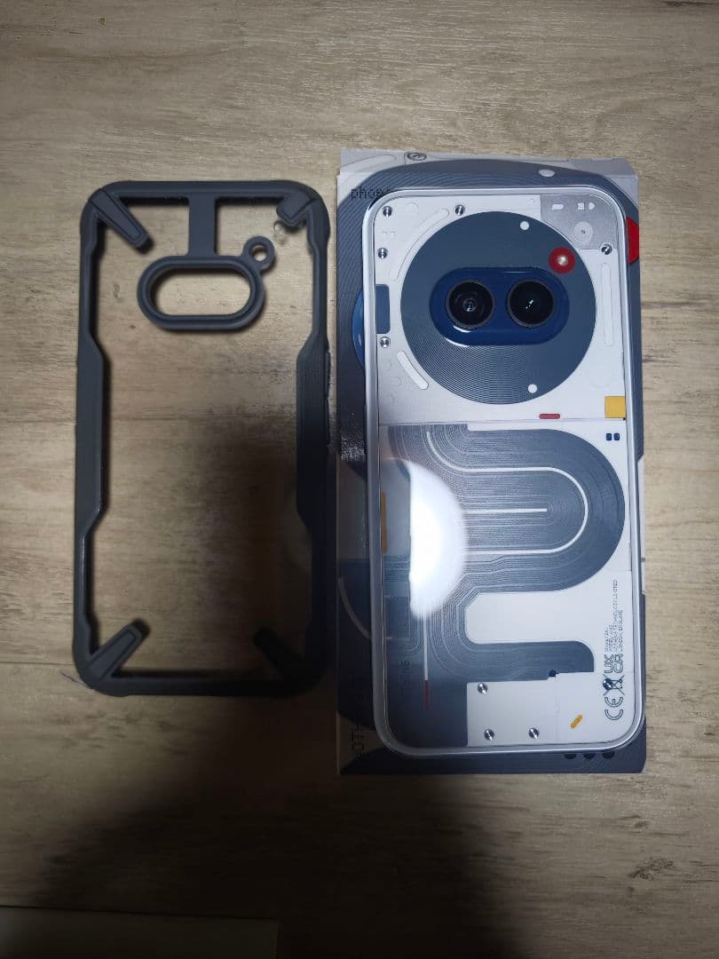 ​Nothing Phone (2a) Special Edition ケース付