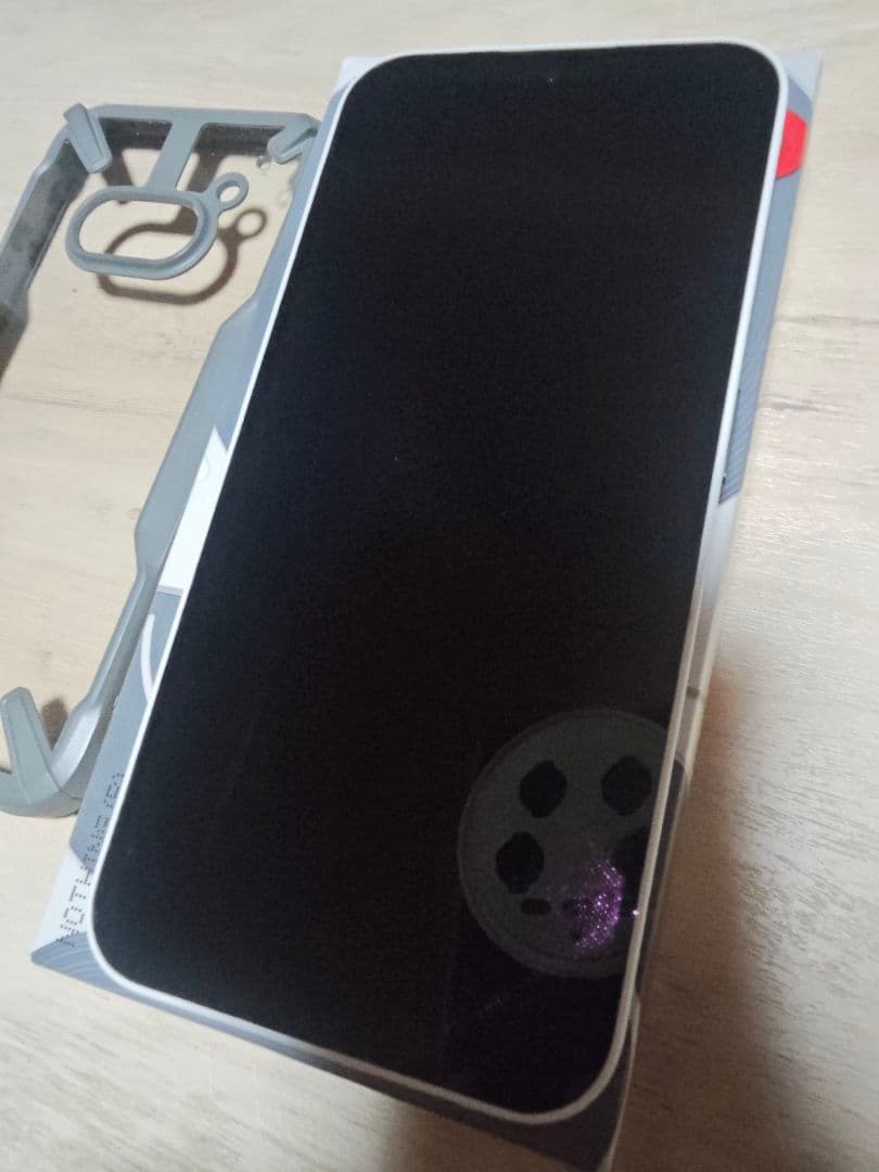 ​Nothing Phone (2a) Special Edition ケース付