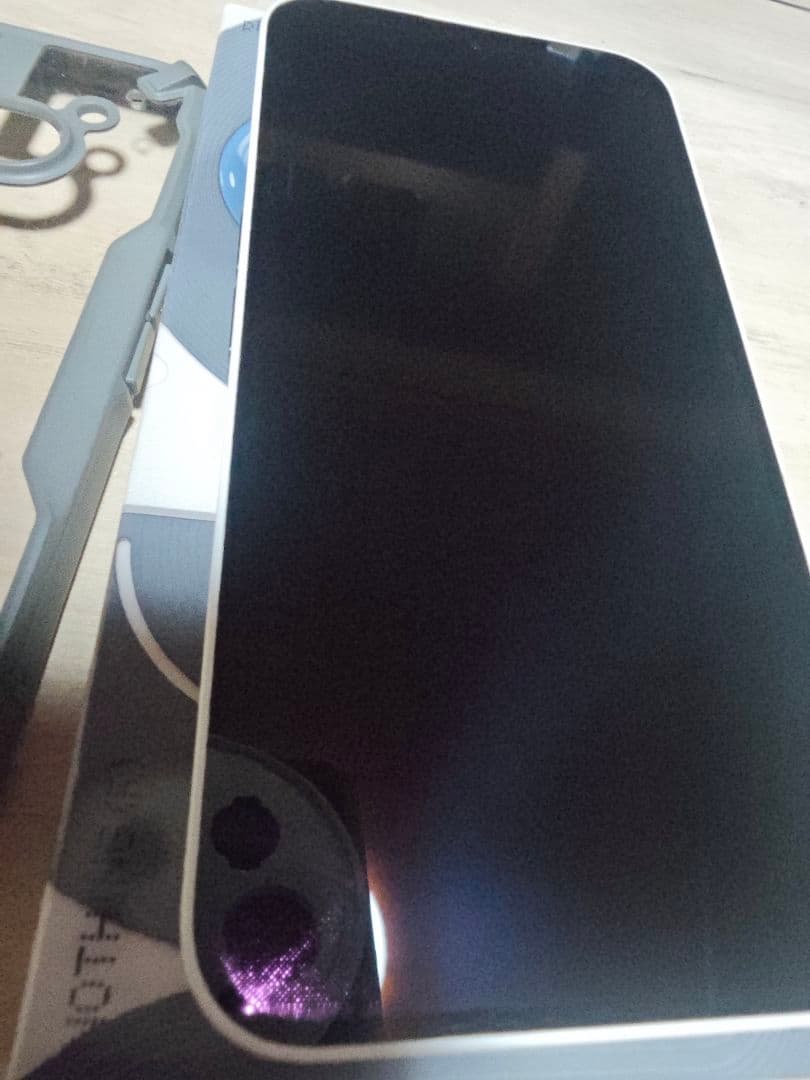 ​Nothing Phone (2a) Special Edition ケース付