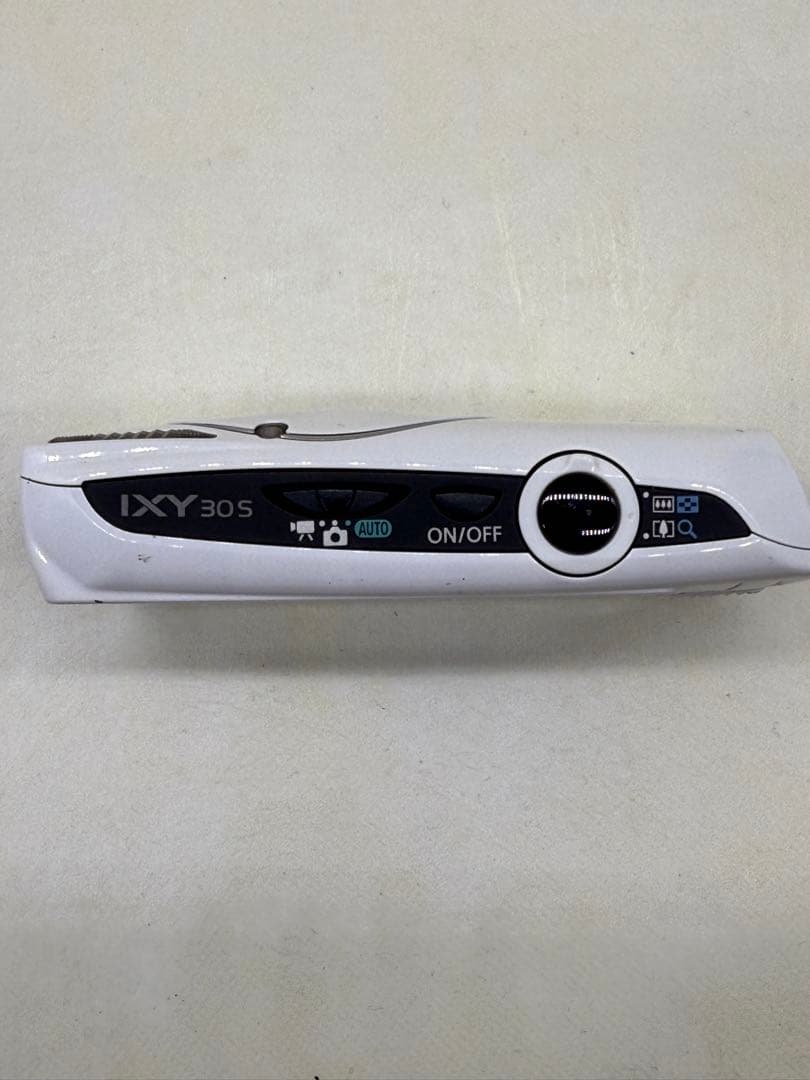 Canon IXY 30 s ホワイト コンパクトデジタルカメラ　#250