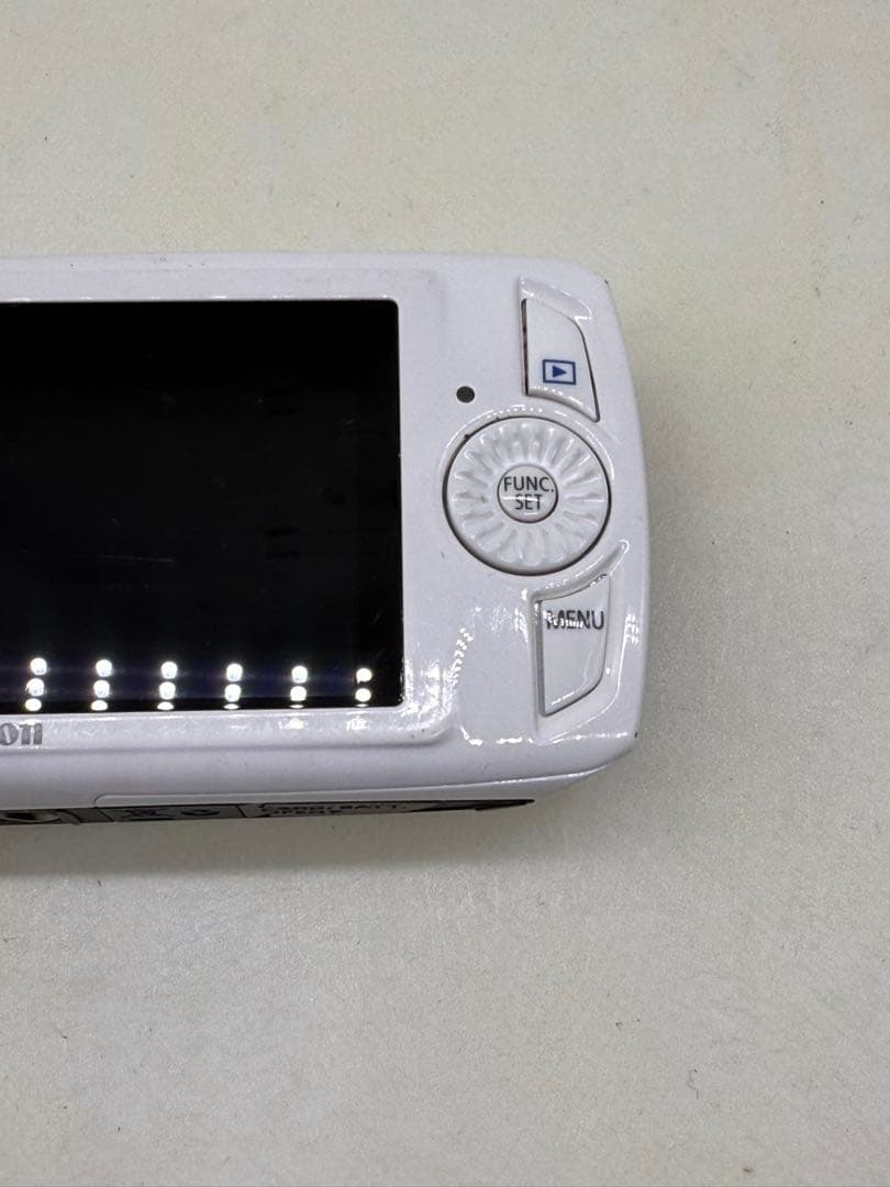 Canon IXY 30 s ホワイト コンパクトデジタルカメラ　#250