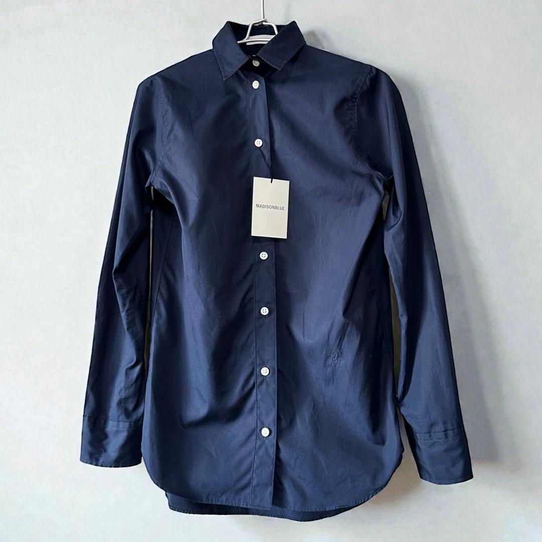 新品タグ付✨MADISONBLUE マダムシャツ navy 02