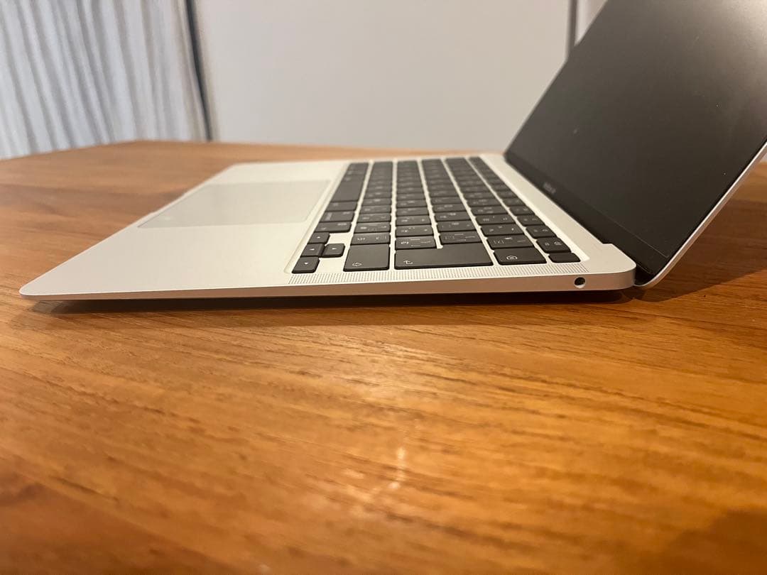 【超美品】MacBook air シルバー　16gb/256gb A2337