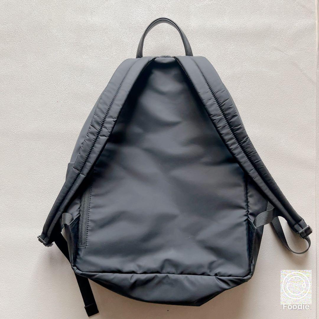 良好　完売品　クラシ&トリップ　黒 シンプル バック　リュック　レザー　ナイロン