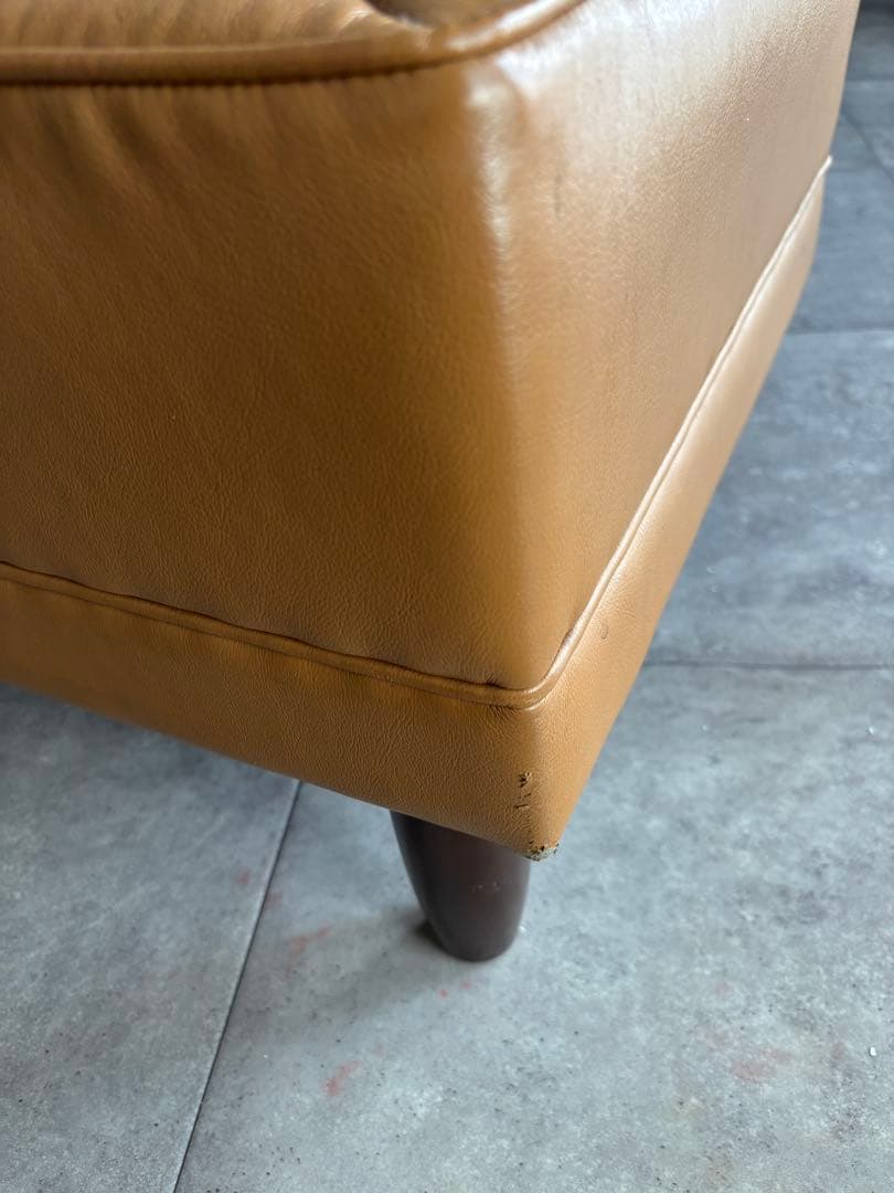 カリモク60 オットマン キャメル　ロビーチェア