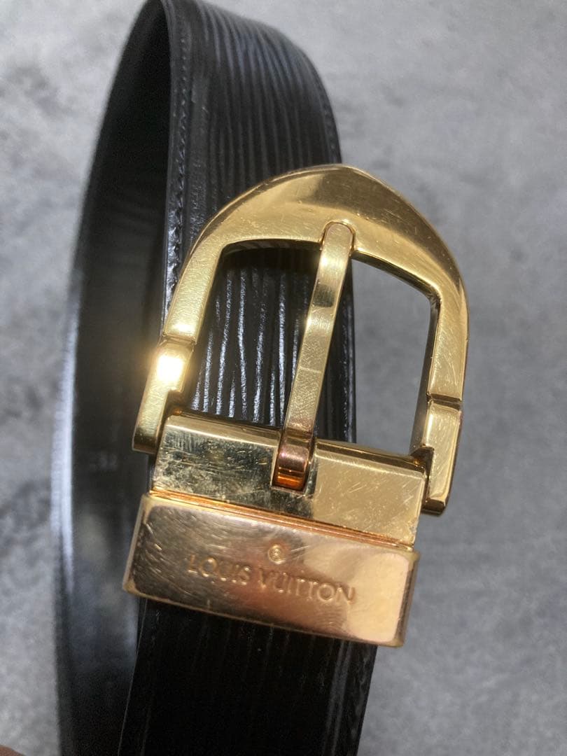 LOUIS VUITTON ルイ・ヴィトン　ブラックレザーベルト　エピ　本革