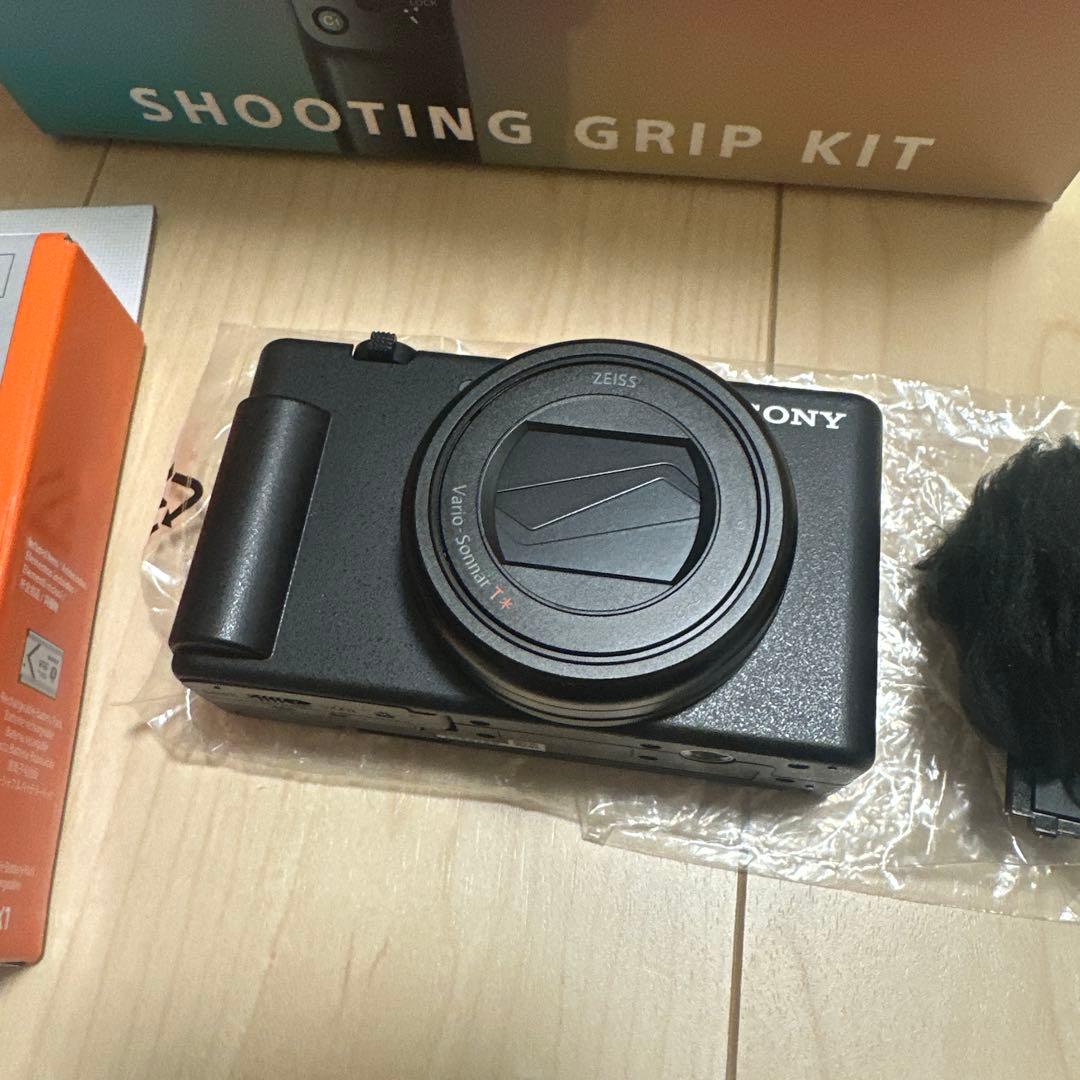 2/7(金)迄の限定販売!【SONY】ZV-1 Ⅱ グリップセット