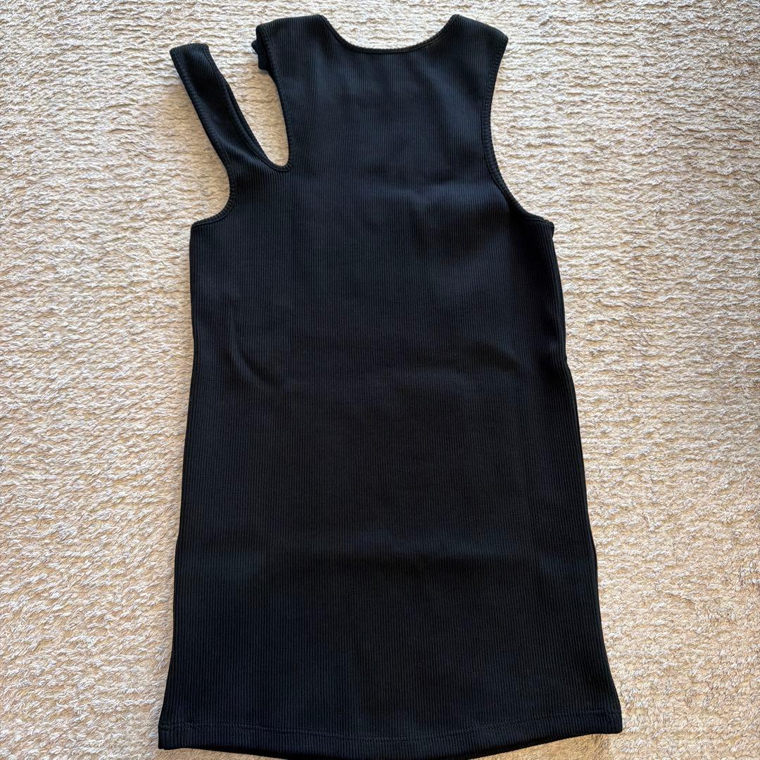 BALMAIN ブラック タンクトップ