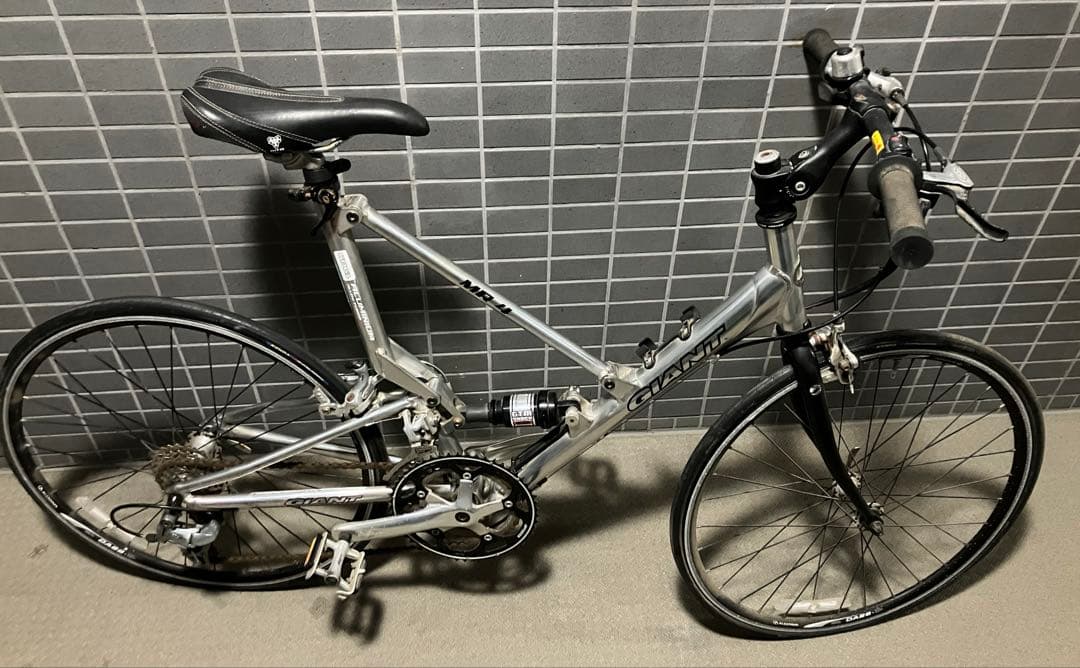 GIANT ジャイアント MR4F クロスバイク シルバー 折りたたみ自転車