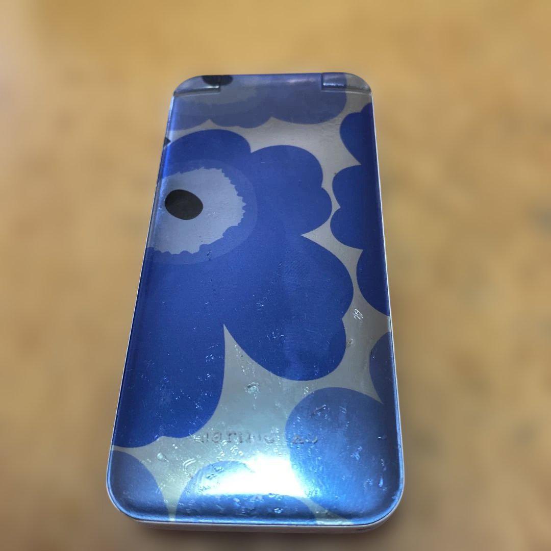 docomoマリメッコ携帯電話SH-02B