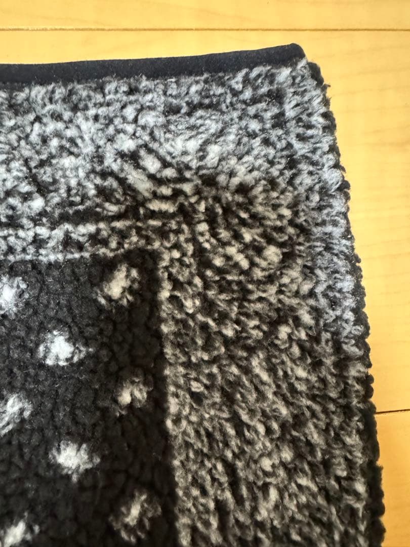小物 Supreme Bandana Fleece Neck Gaiter Black