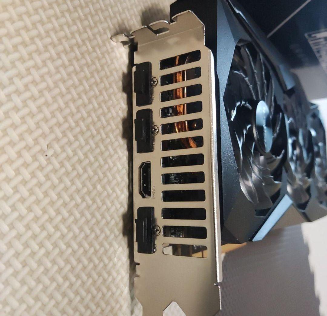 グラフィックボード・グラボ・ビデオカード ASRock Radeon RX 6700 XT