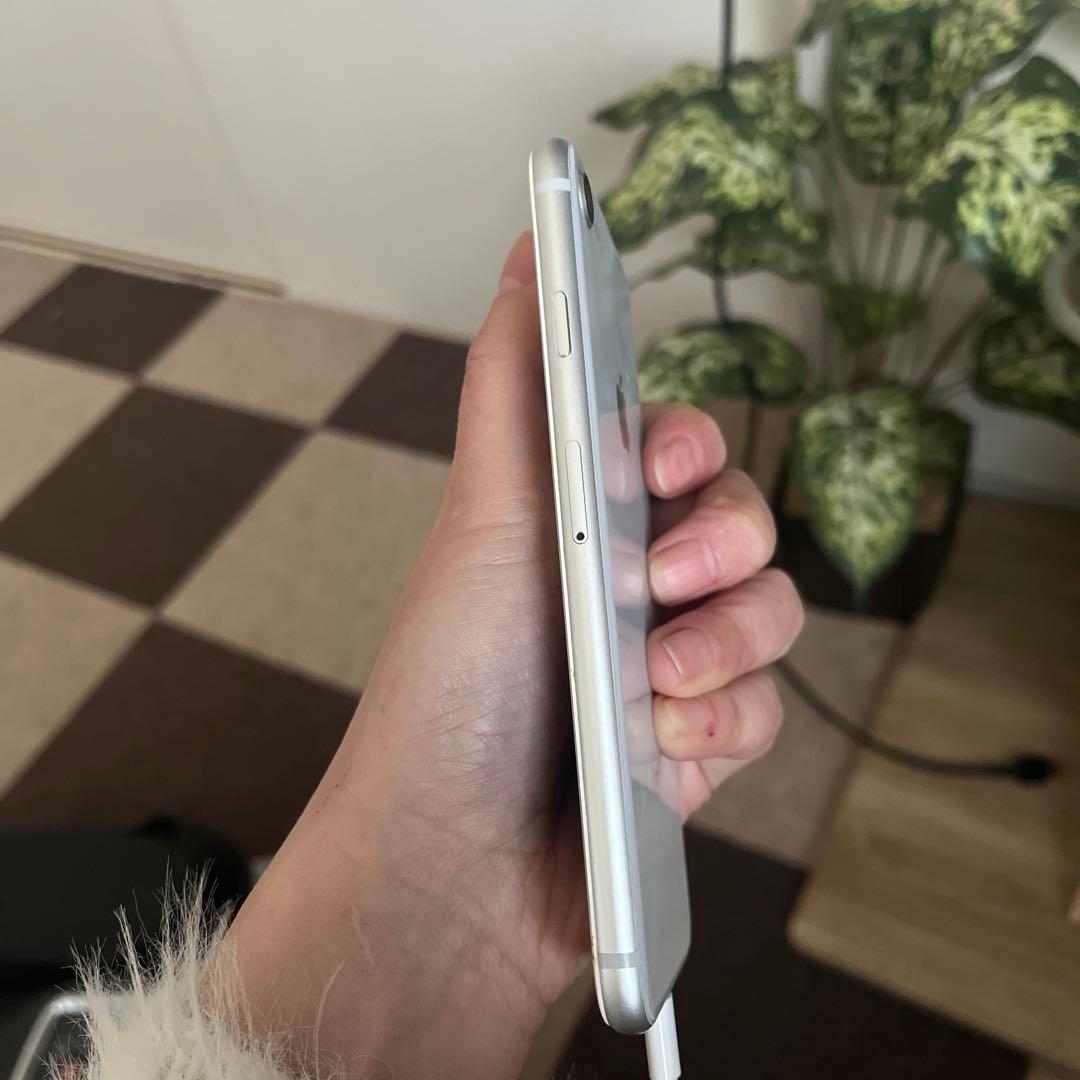 iPhone8 美品 SIMフリー