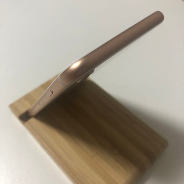 iPhone8 本体 ピンクゴールド 64GB 傷ほぼ無し