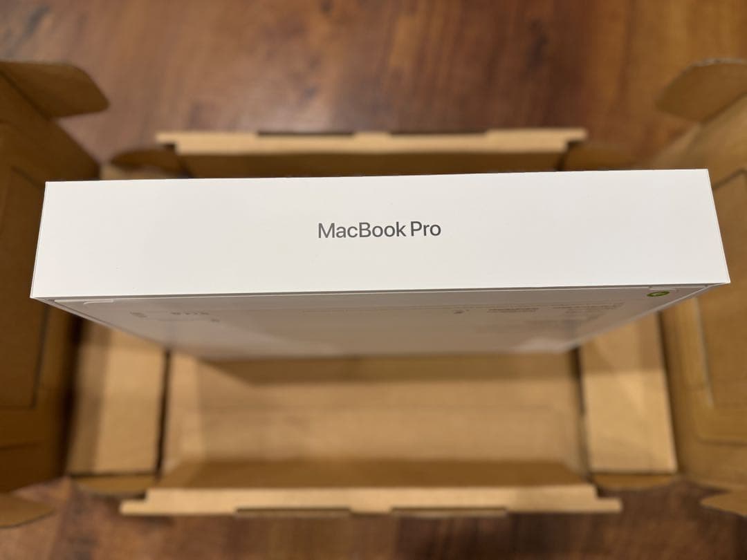 新品未開封14インチMacBook proM524GB1TB