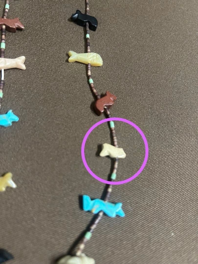 フェティッシュネックレス　ズニ族インディアンジュエリー　マライカ