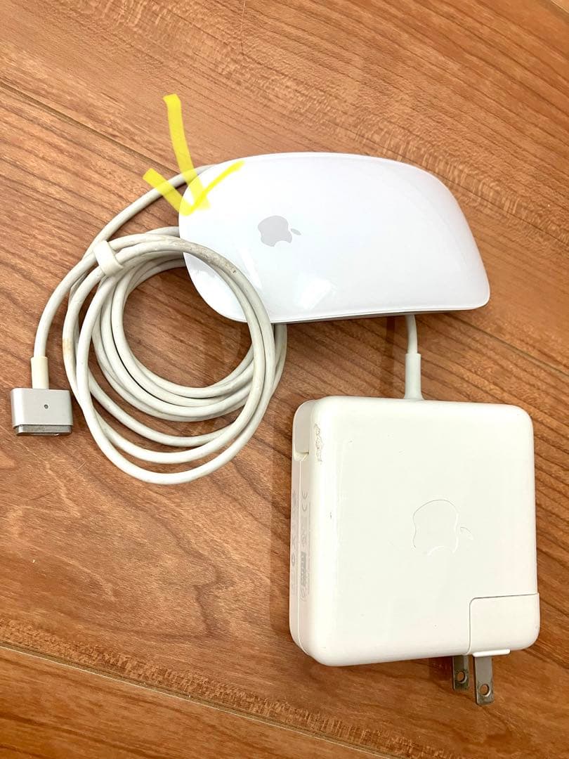 MacBook Pro Core i7 16GB Readeon 15インチ