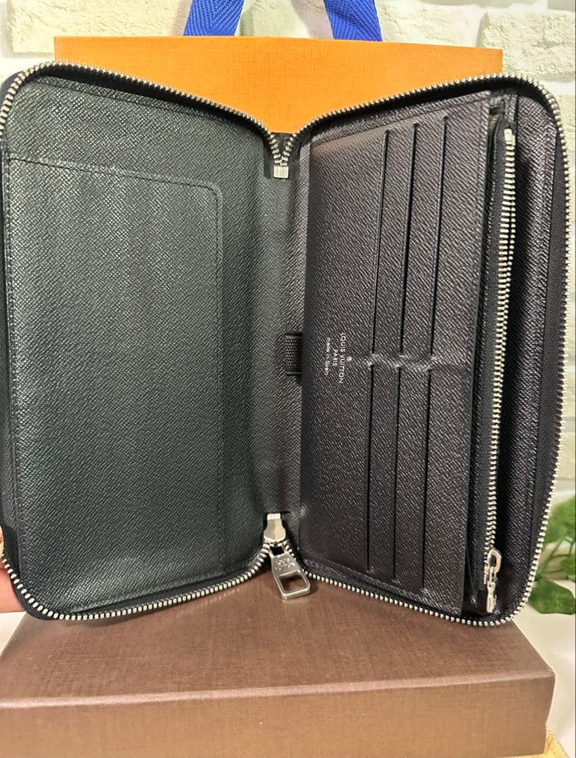 LOUIS VUITTONジッピーオーガナイザー ファスナー長財布