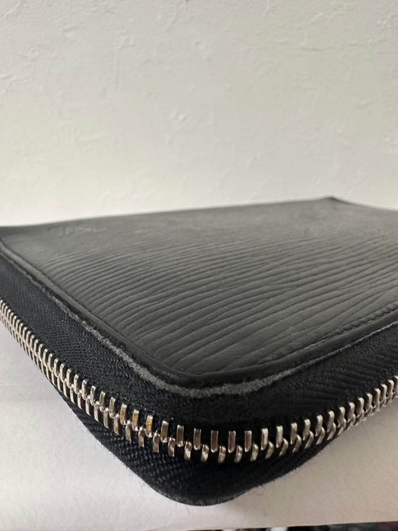 LOUIS VUITTONジッピーオーガナイザー ファスナー長財布