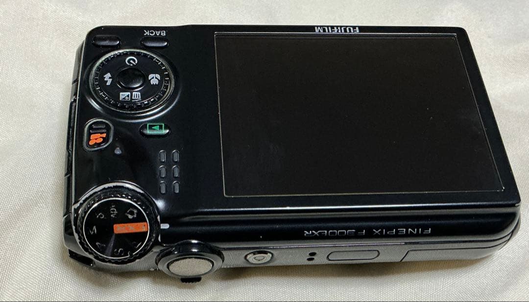 FUJIFILM デジタルカメラFINEPIX F300EXR 黒 コンデジ