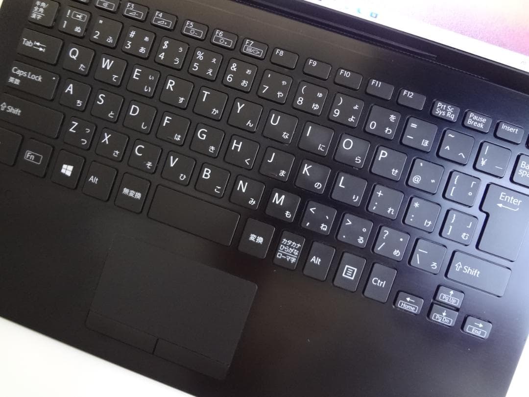 VAIO 14型 i3第8世代 SSD128 MEM4 LCD難あり