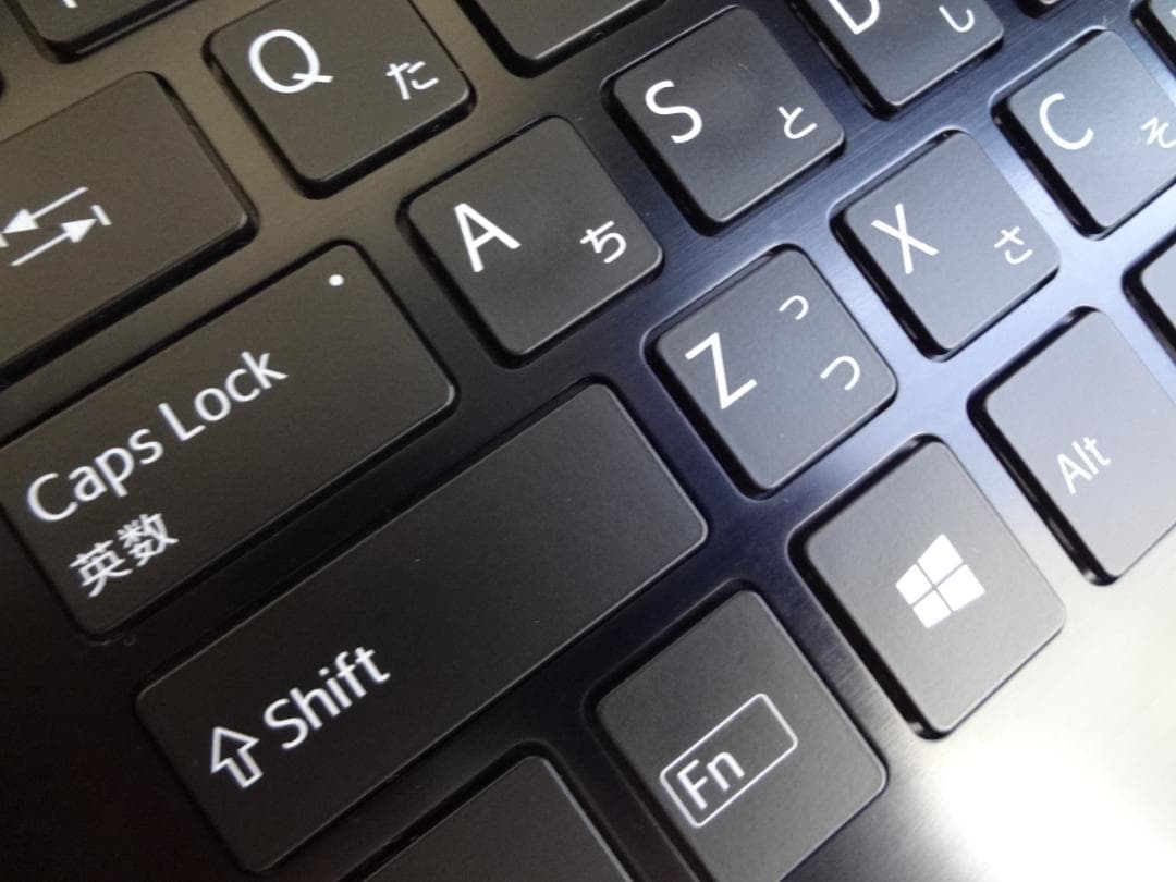 VAIO 14型 i3第8世代 SSD128 MEM4 LCD難あり