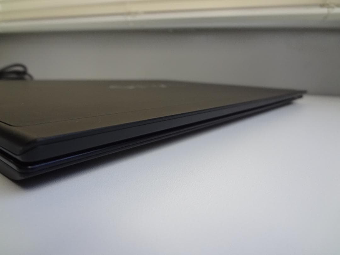 VAIO 14型 i3第8世代 SSD128 MEM4 LCD難あり