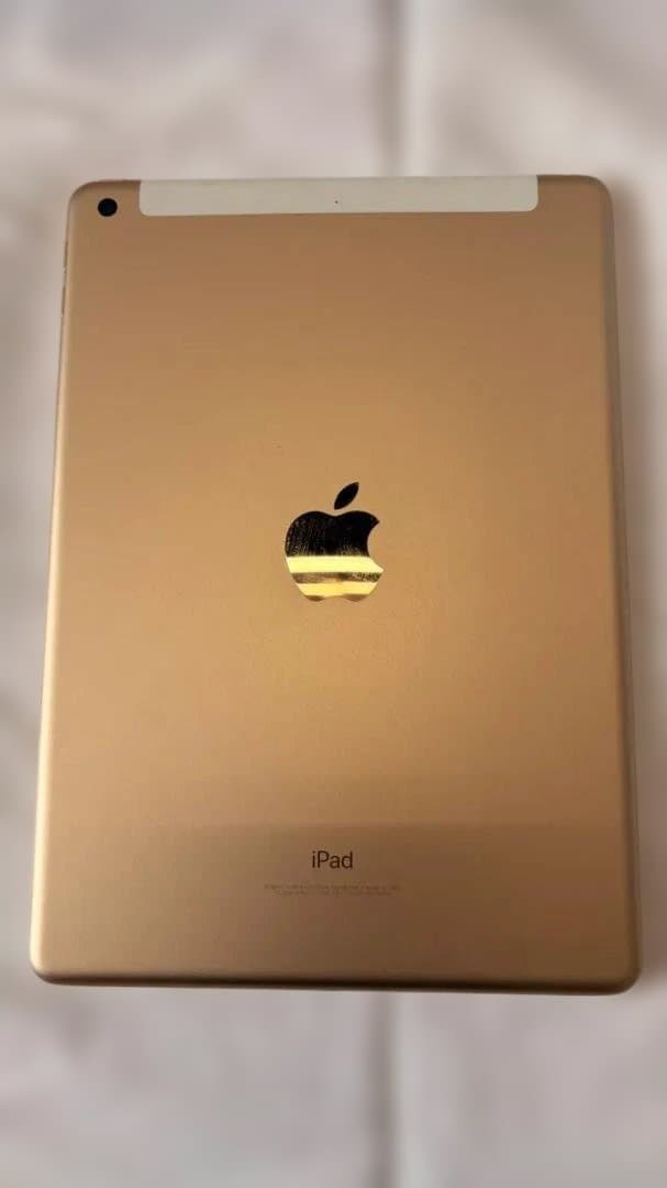 iPad 第5世代 9.7インチ Cellular A1823　ゴールド