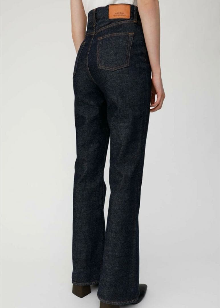 美品　マウジー　MVS FLARE フレアデニムパンツ　ストレッチ　日本製　24