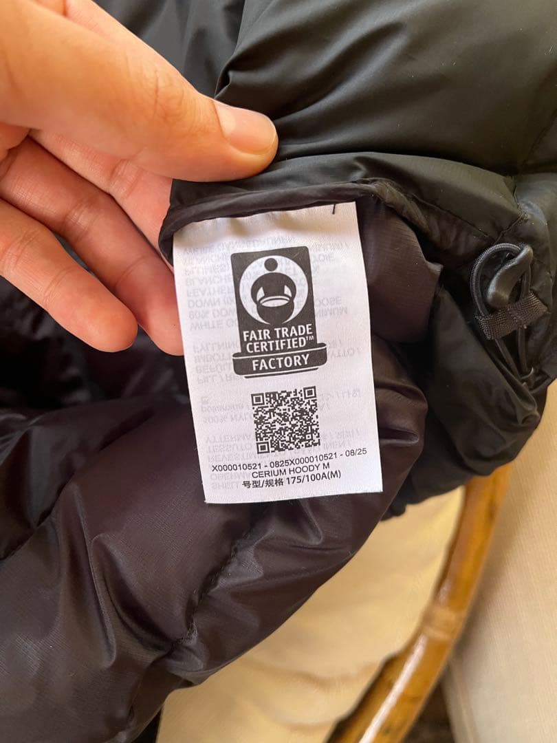 アークテリクス　セリウムフーディ　ブラック　mサイズ