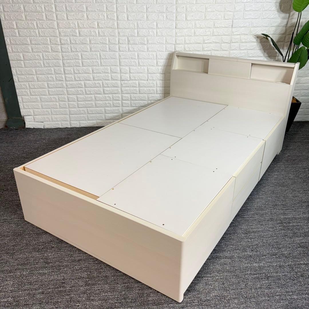 ニトリ ベットフレーム セミダブルサイズ 収納付き 寝具 家具 C060