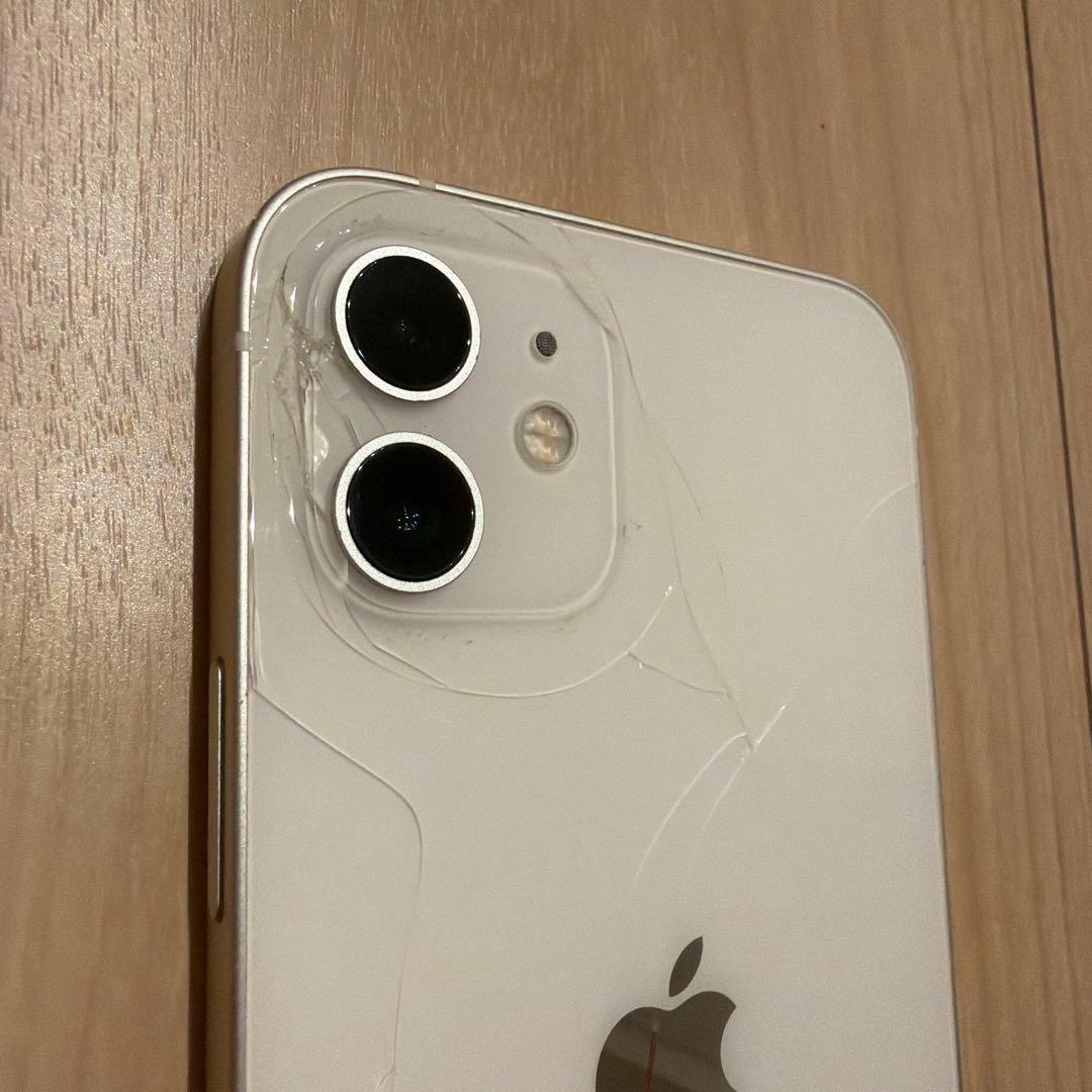 Apple iPhone 12 ホワイト 本体