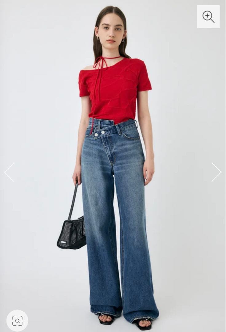 【moussy】新品、未使用クロスウエストワイドレッグ デニムパンツ。タグ付き